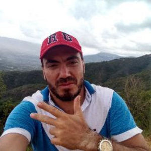 Meet your Posher, Carlos f